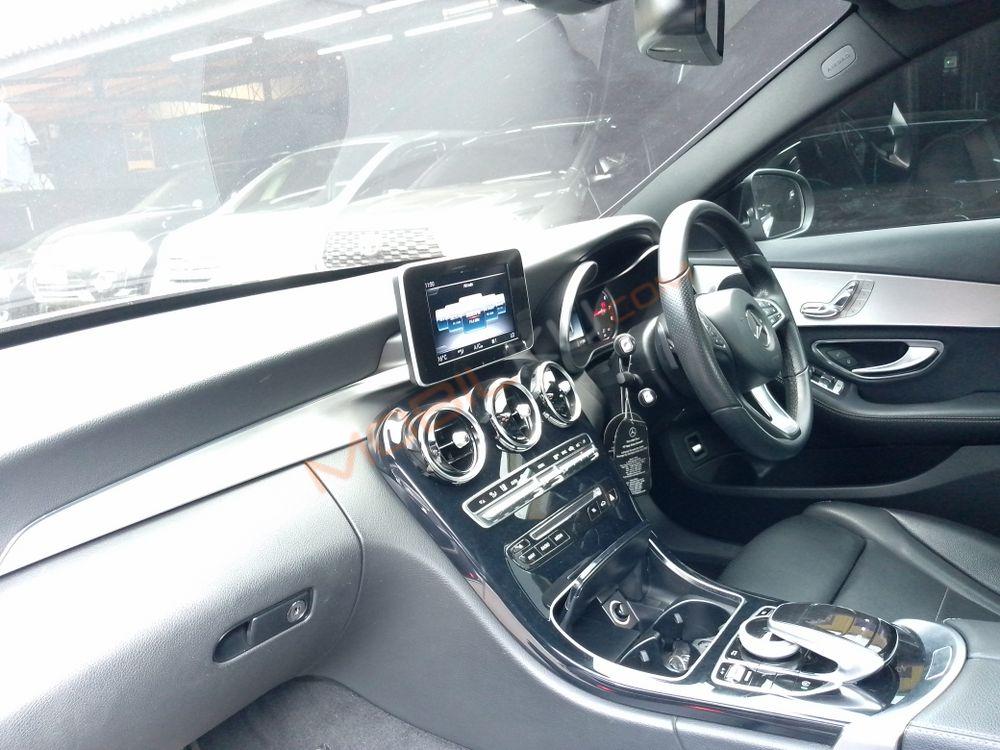 Mobil Mercedes-Benz C-Class 2018