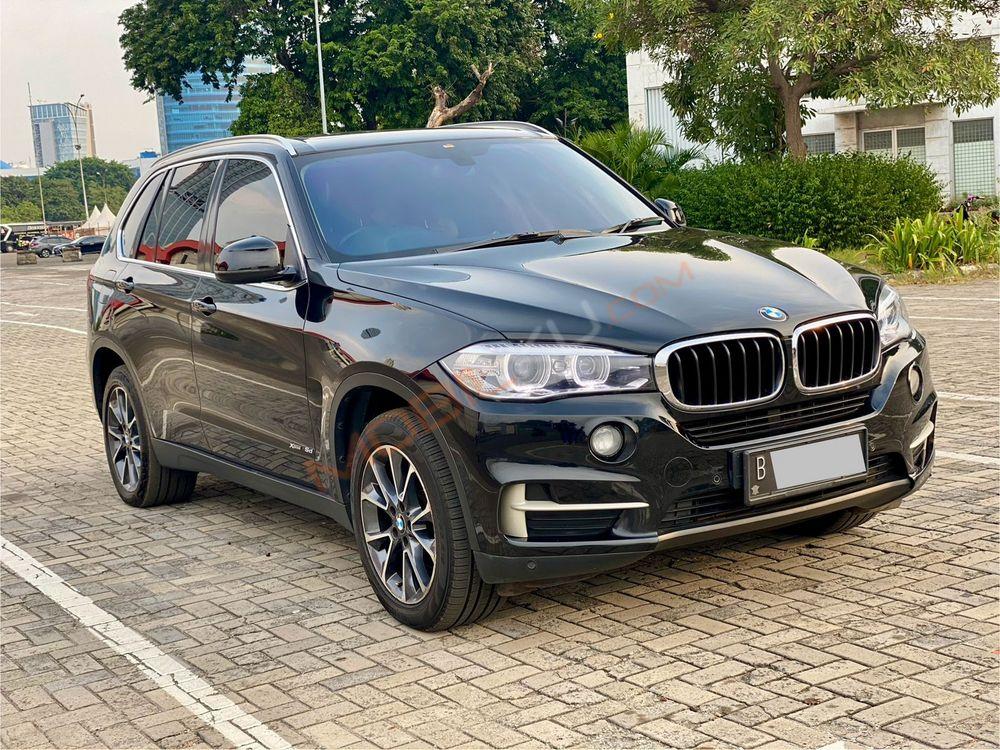 Mobil BMW X5 2015