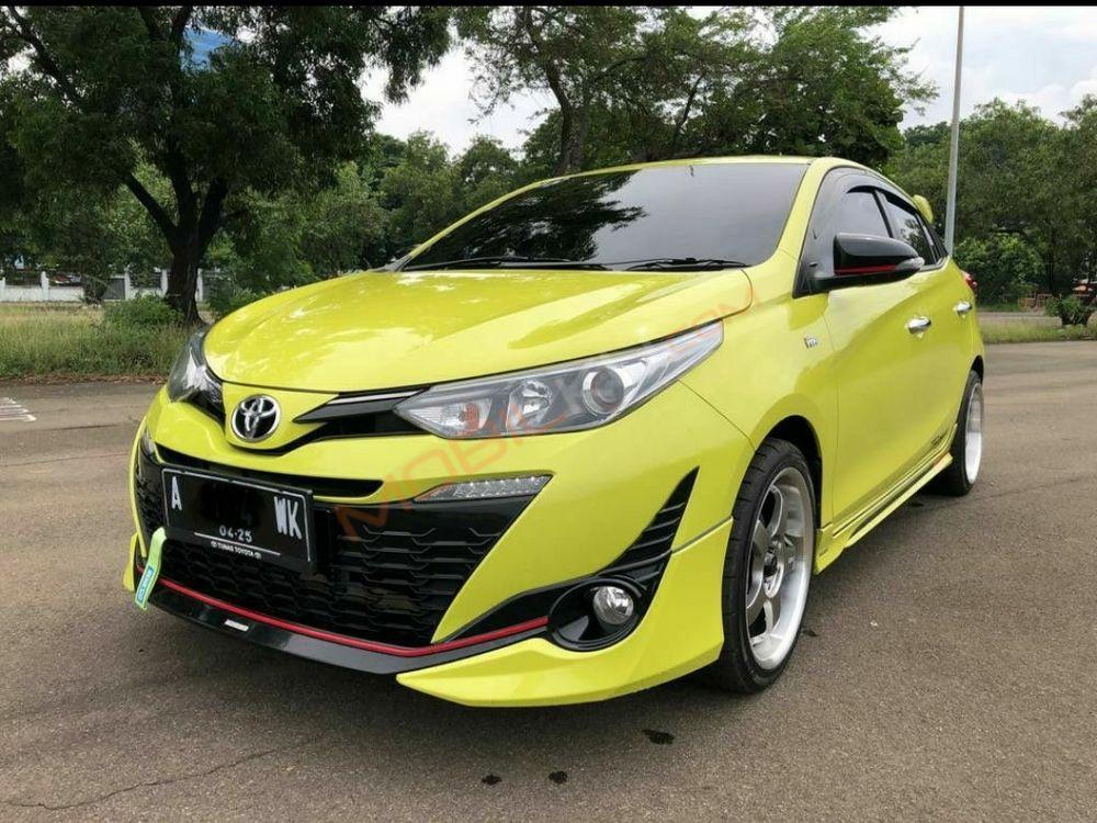 Mobil Toyota Yaris 2020
