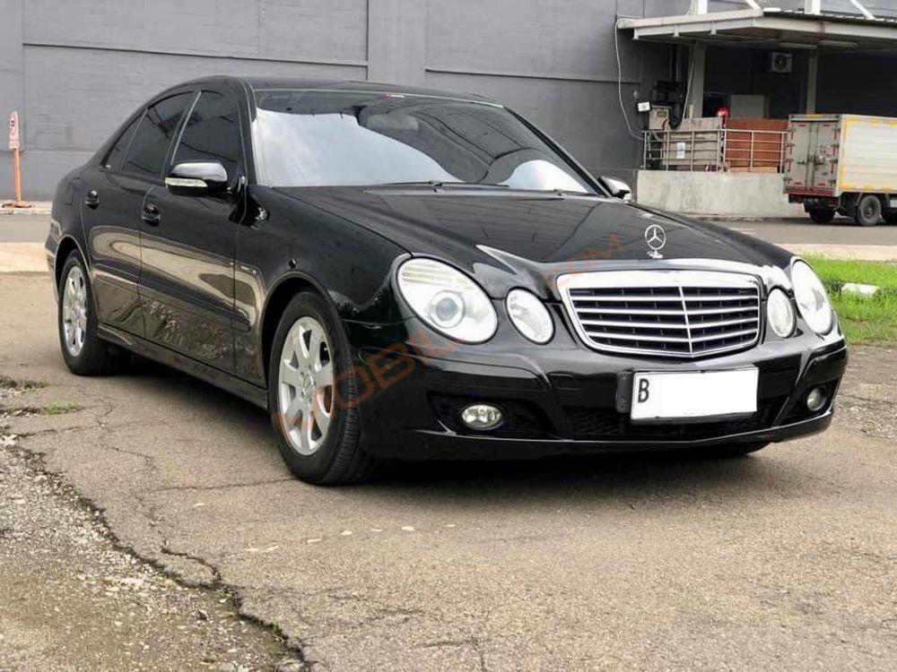 Mobil Mercedes-Benz E-Class 2007