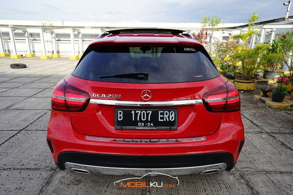 Mobil Mercedes-Benz GLA 2018