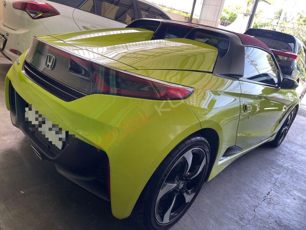 Mobil Honda S660 2016