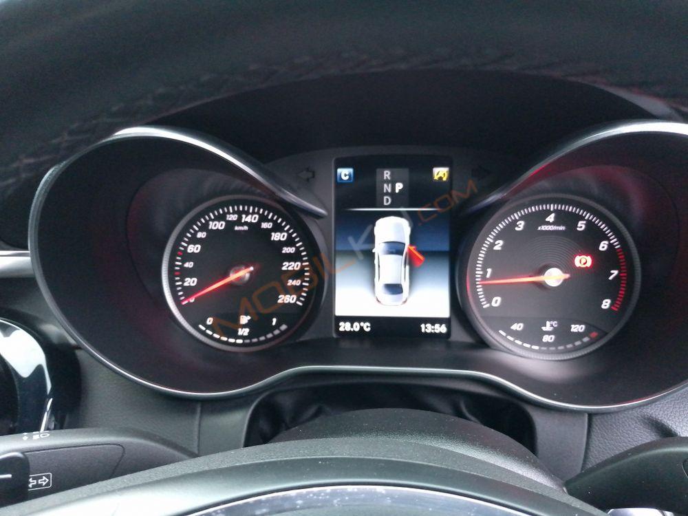 Mobil Mercedes-Benz C-Class 2018