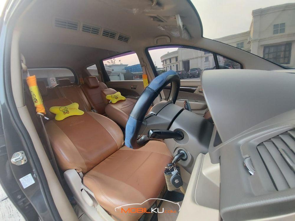 Mobil Suzuki Ertiga 2016