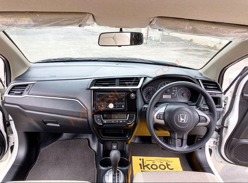 Mobil Honda Brio 2018