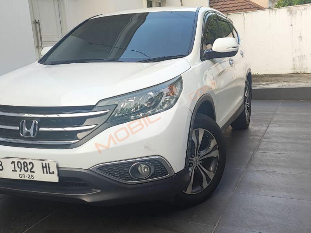 Mobil Honda CR-V 2014