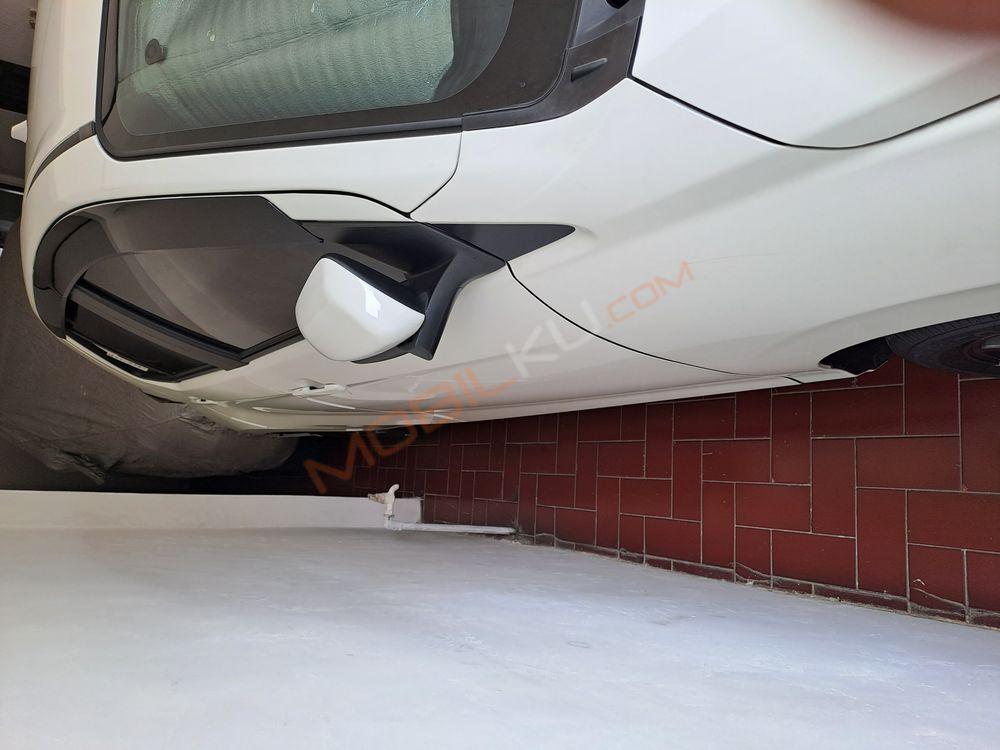 Mobil Daihatsu Ayla 2023