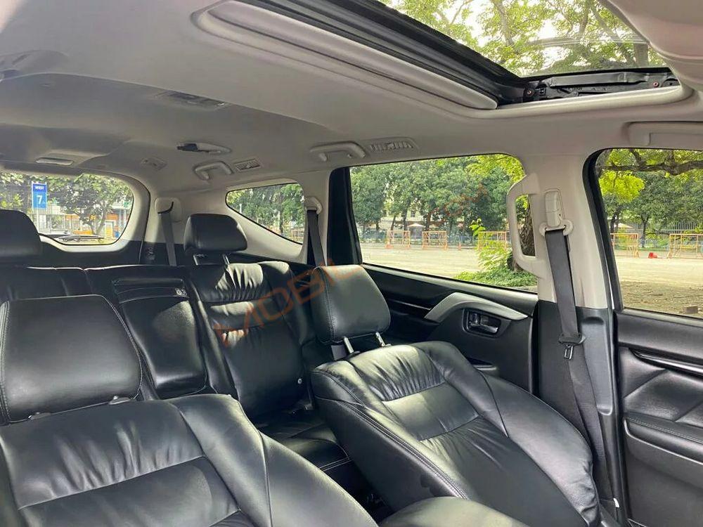 Mobil Mitsubishi Pajero Sport 2021