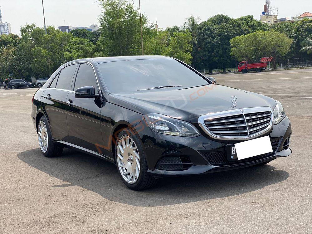 Mobil Mercedes-Benz E-Class 2016