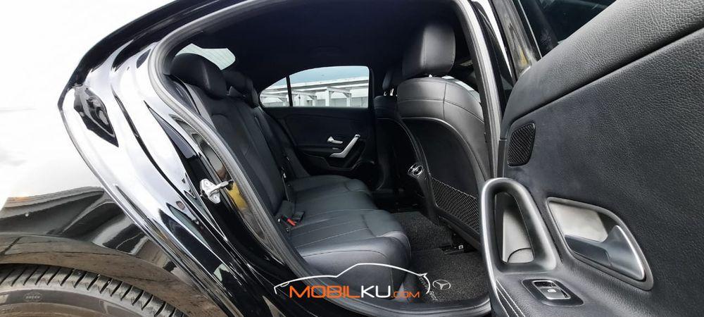 Mobil Mercedes-Benz A-Class 2019