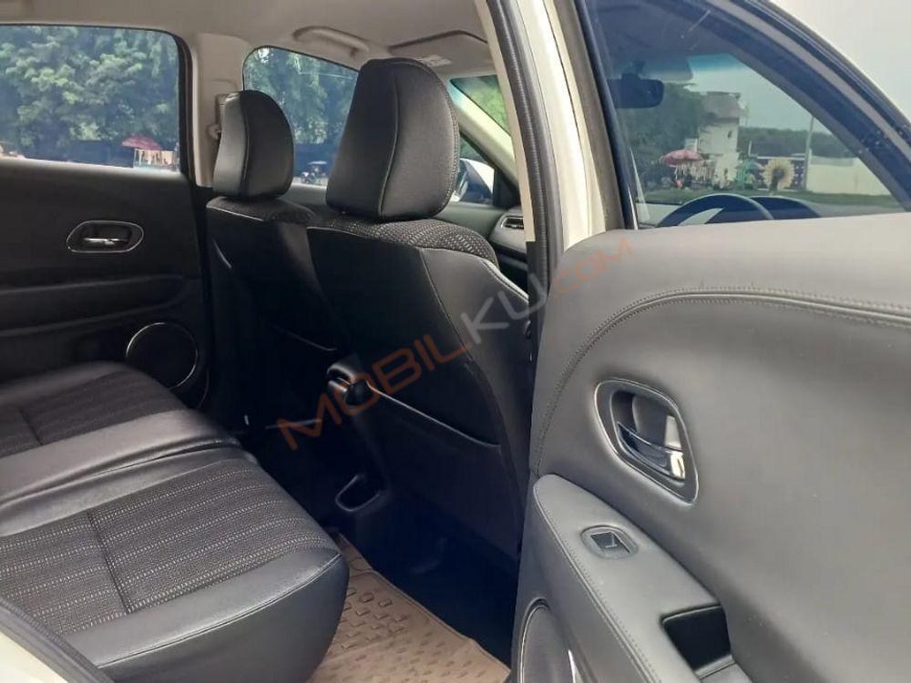 Mobil Honda HR-V 2016