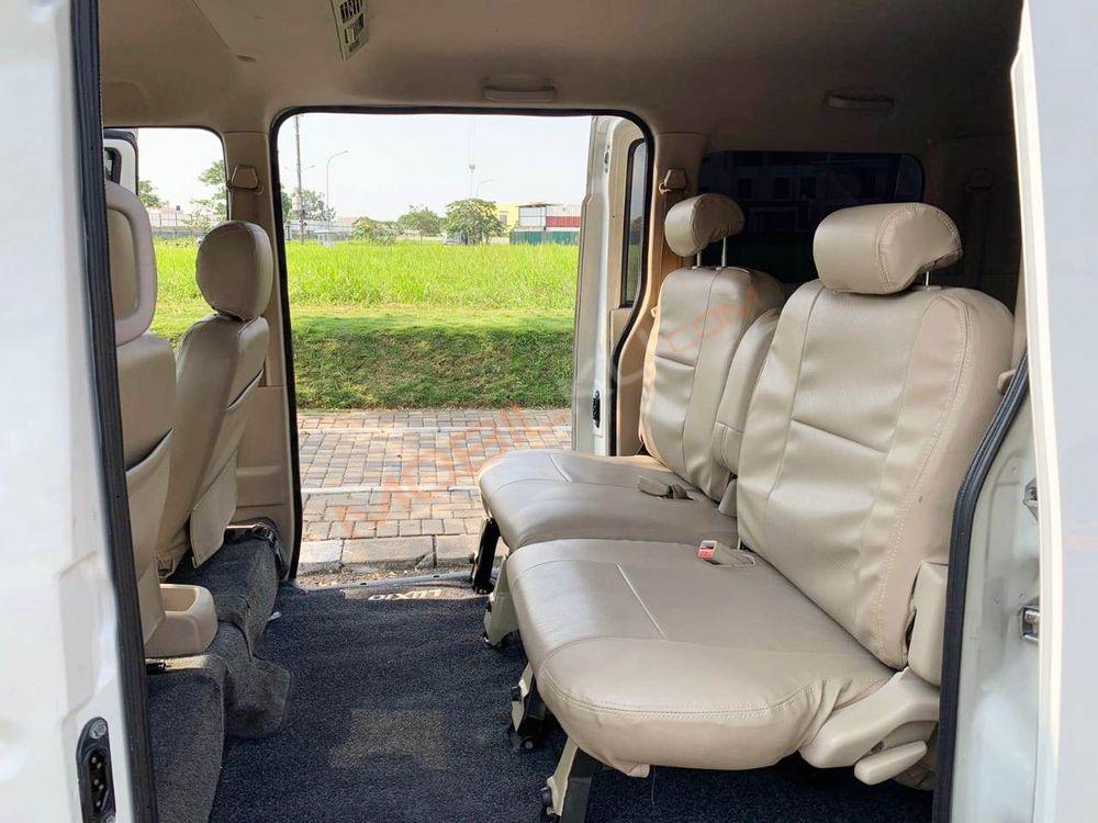 Mobil Daihatsu Luxio 2015