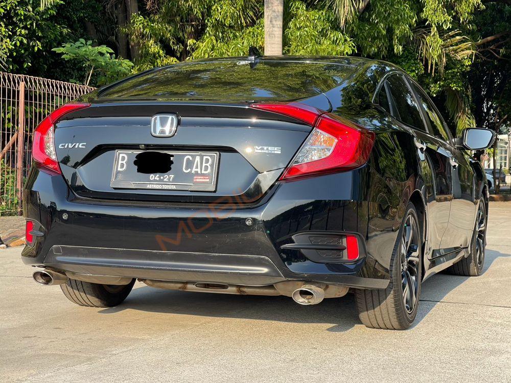 Mobil Honda Civic Sedan 2017