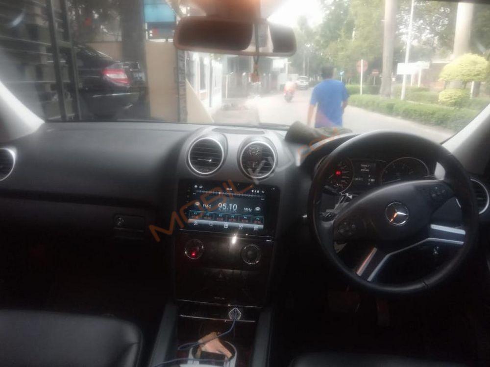 Mobil Mercedes-Benz ML 2011