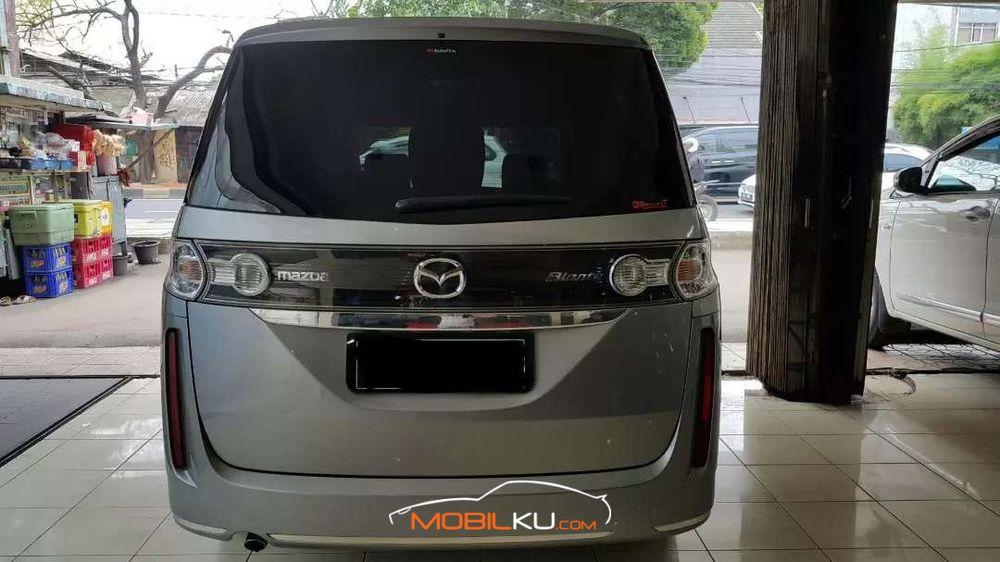 Mobil Mazda Biante 2015