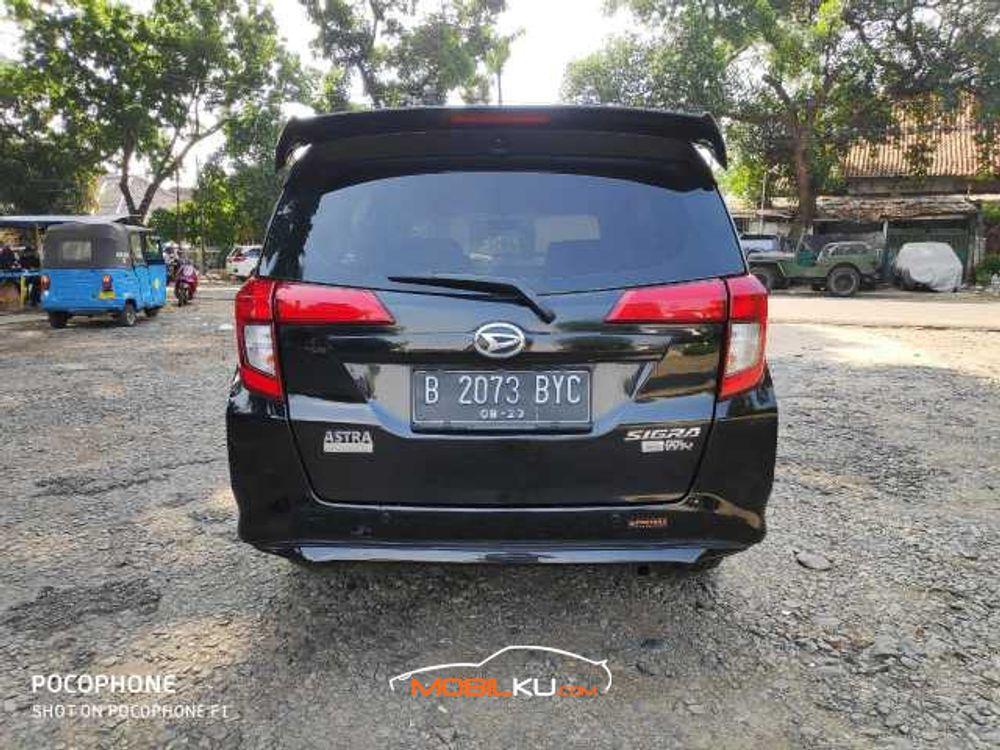Mobil Daihatsu Sigra 2018