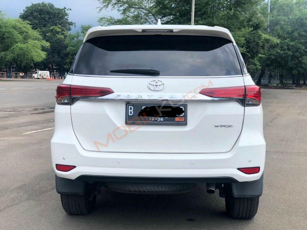 Mobil Toyota Fortuner 2016
