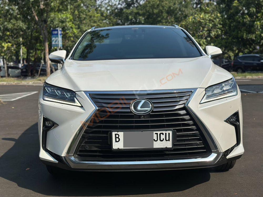 Mobil Lexus RX 2018
