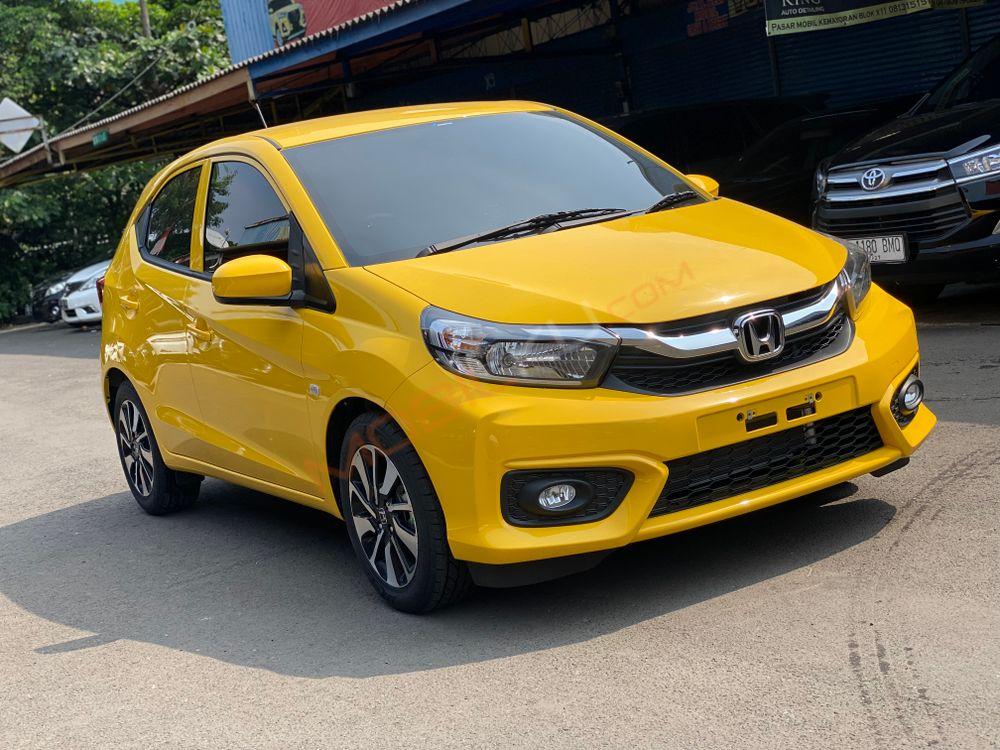 Mobil Honda Brio 2023