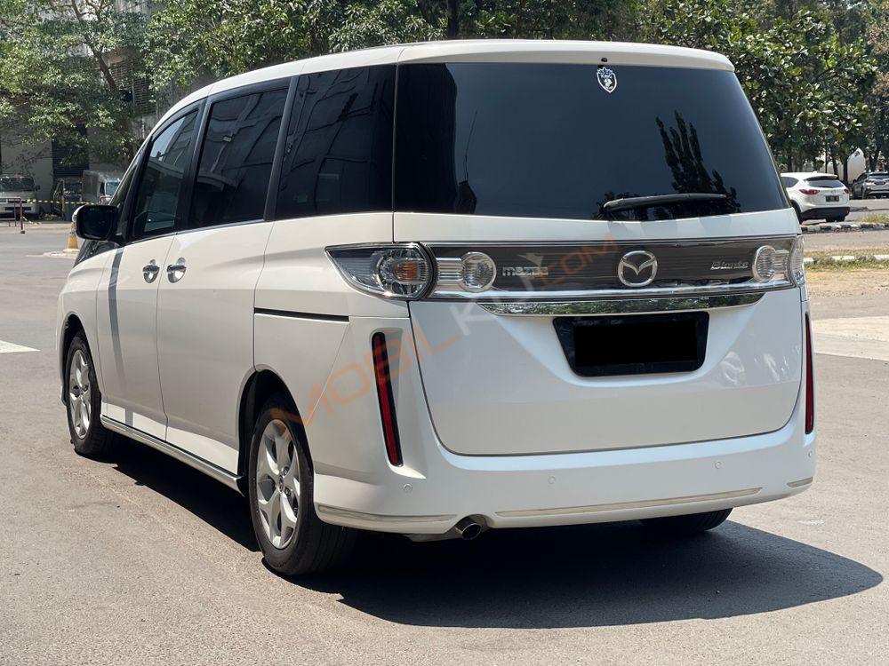 Mobil Mazda Biante 2014