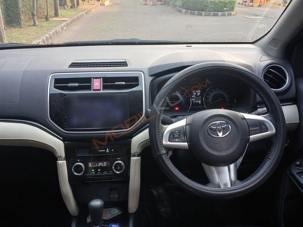 Mobil Toyota Rush 2020