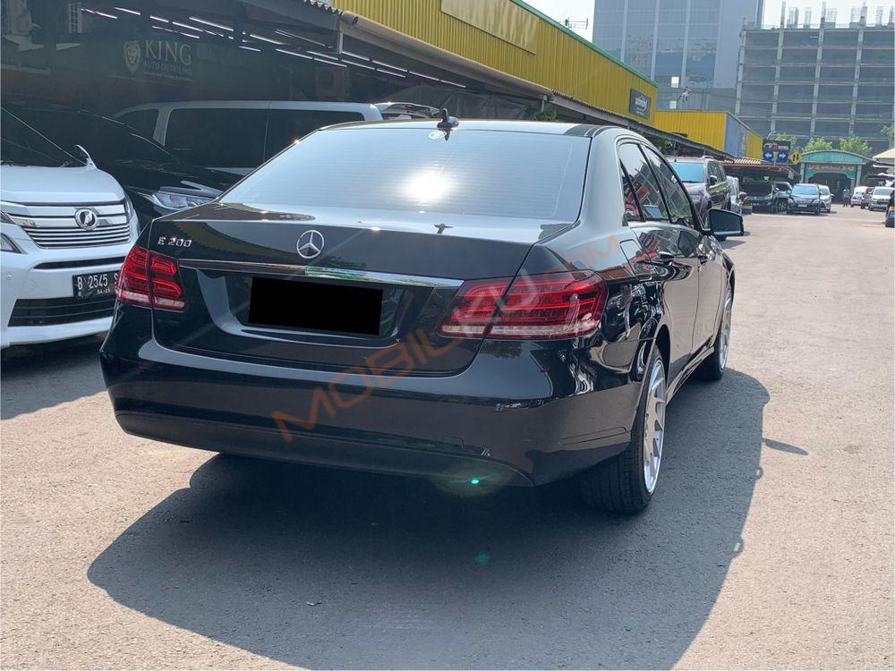 Mobil Mercedes-Benz E-Class 2016