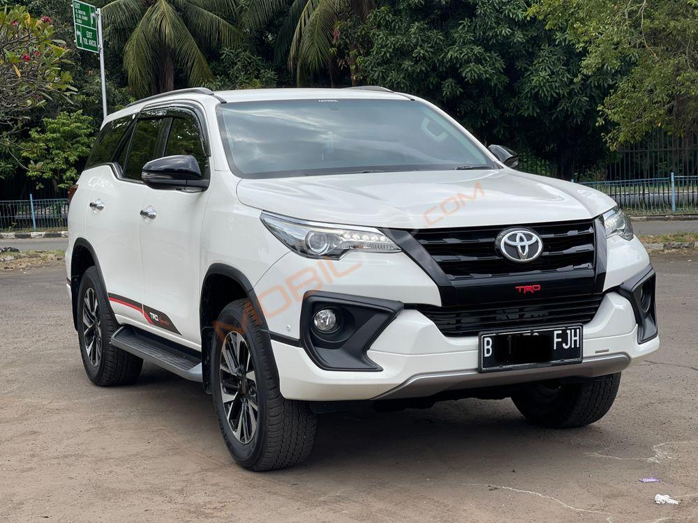 Mobil Toyota Fortuner 2019