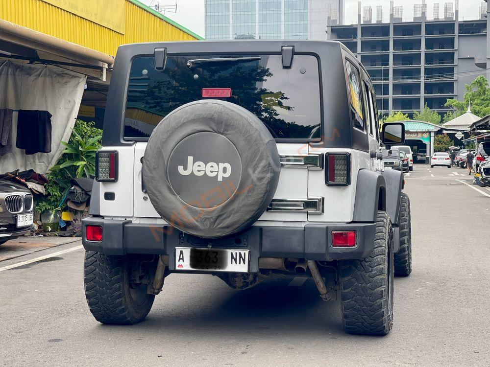 Mobil Jeep Wrangler 2014