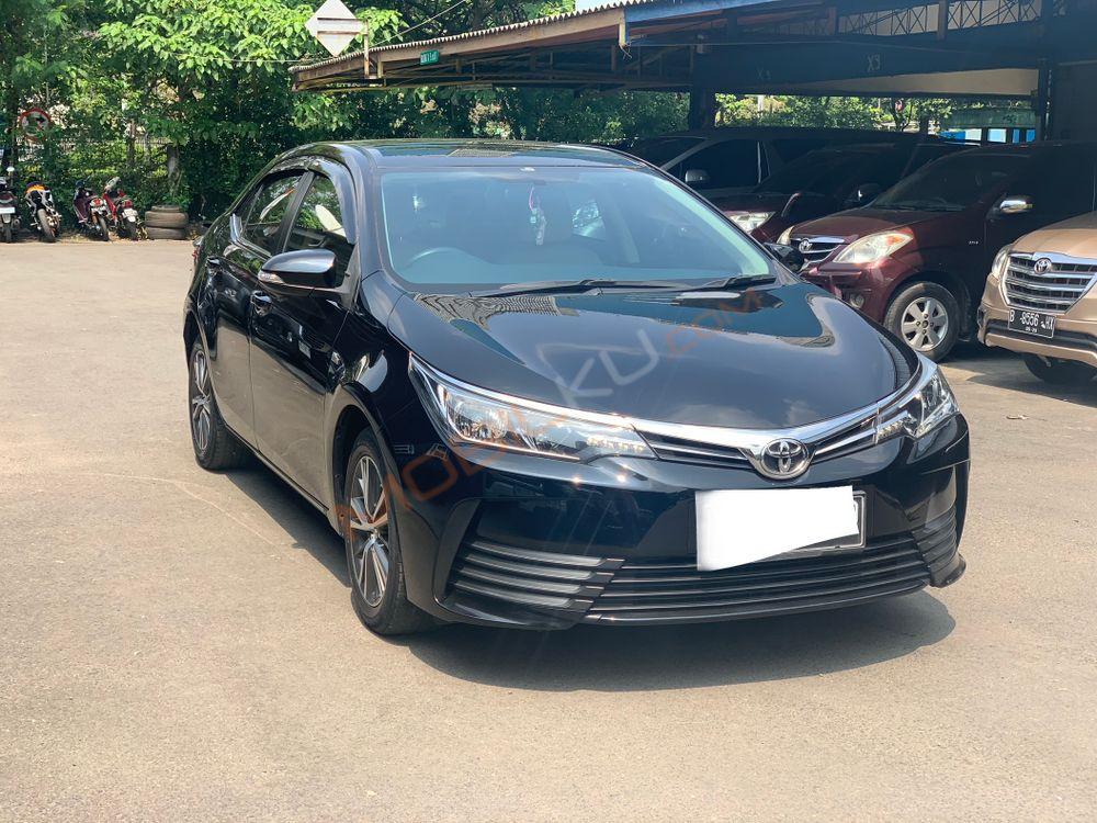 Mobil Toyota Corolla 2018