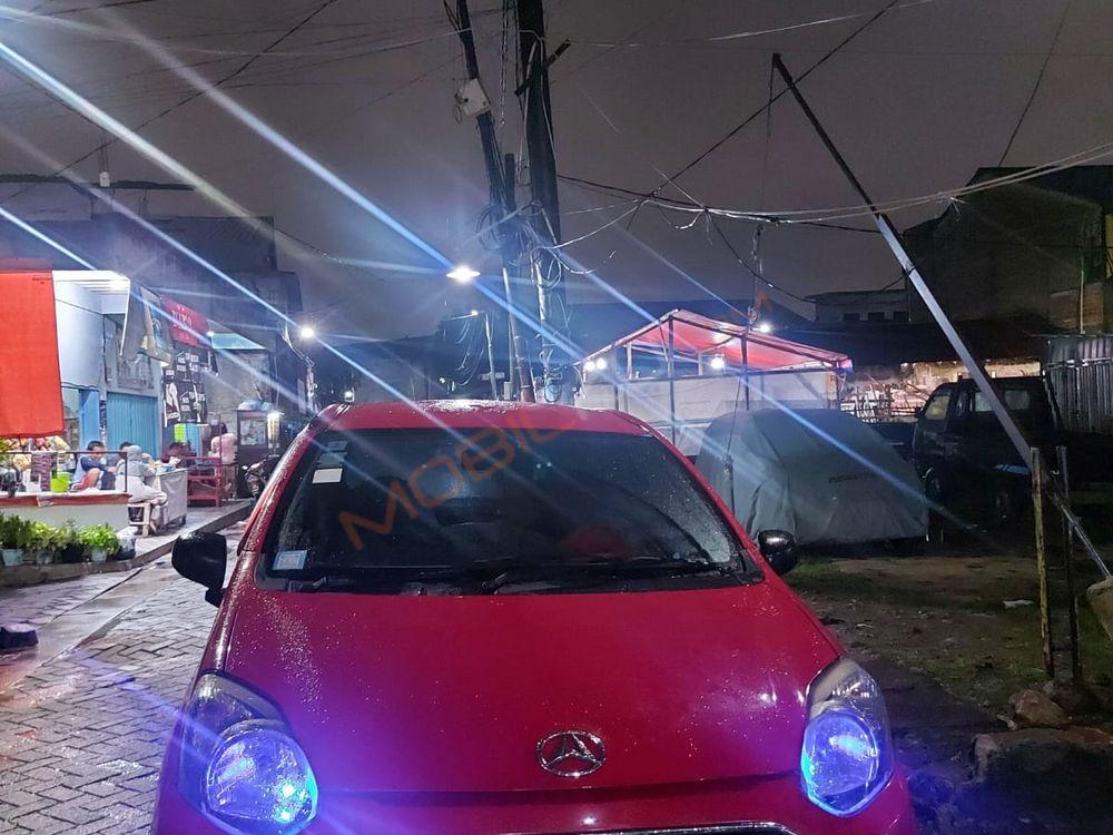 Mobil Daihatsu Ayla 2015