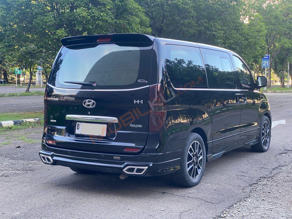 Mobil Hyundai H-1 2018
