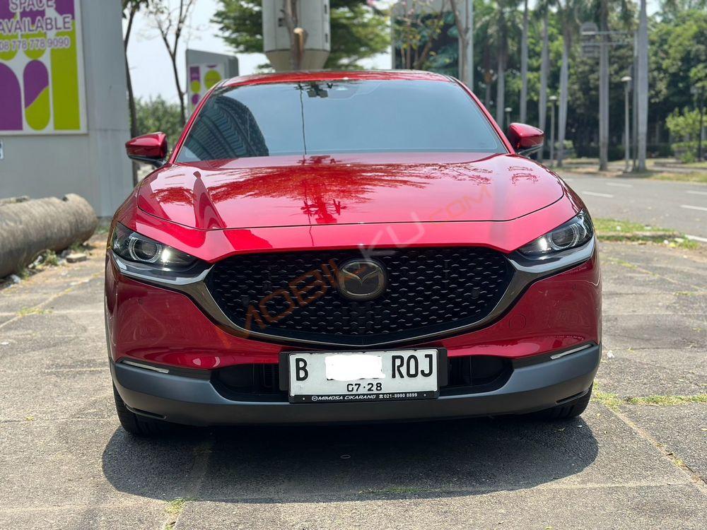 Mobil Mazda CX-30 2023