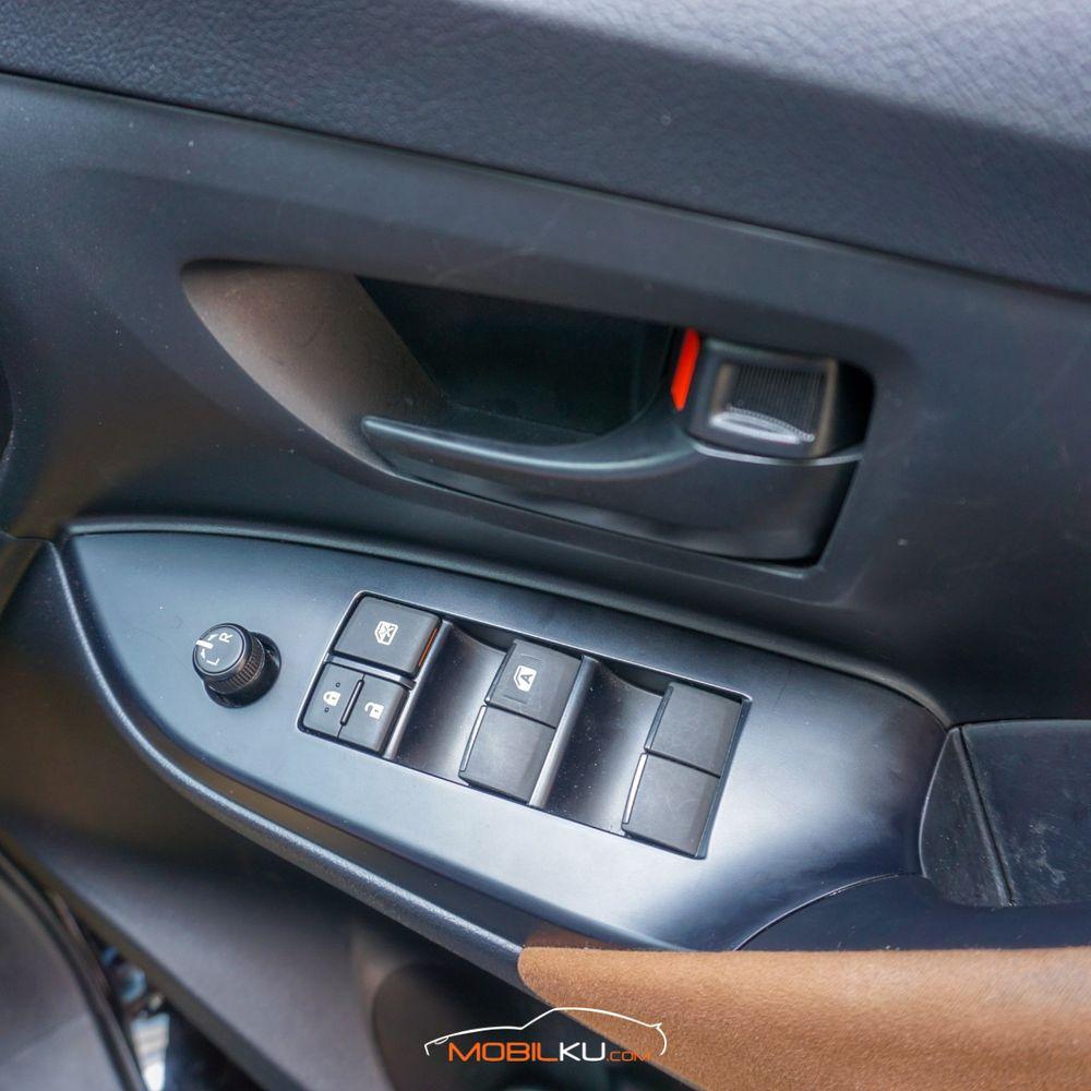 Mobil Toyota Kijang Innova 2019