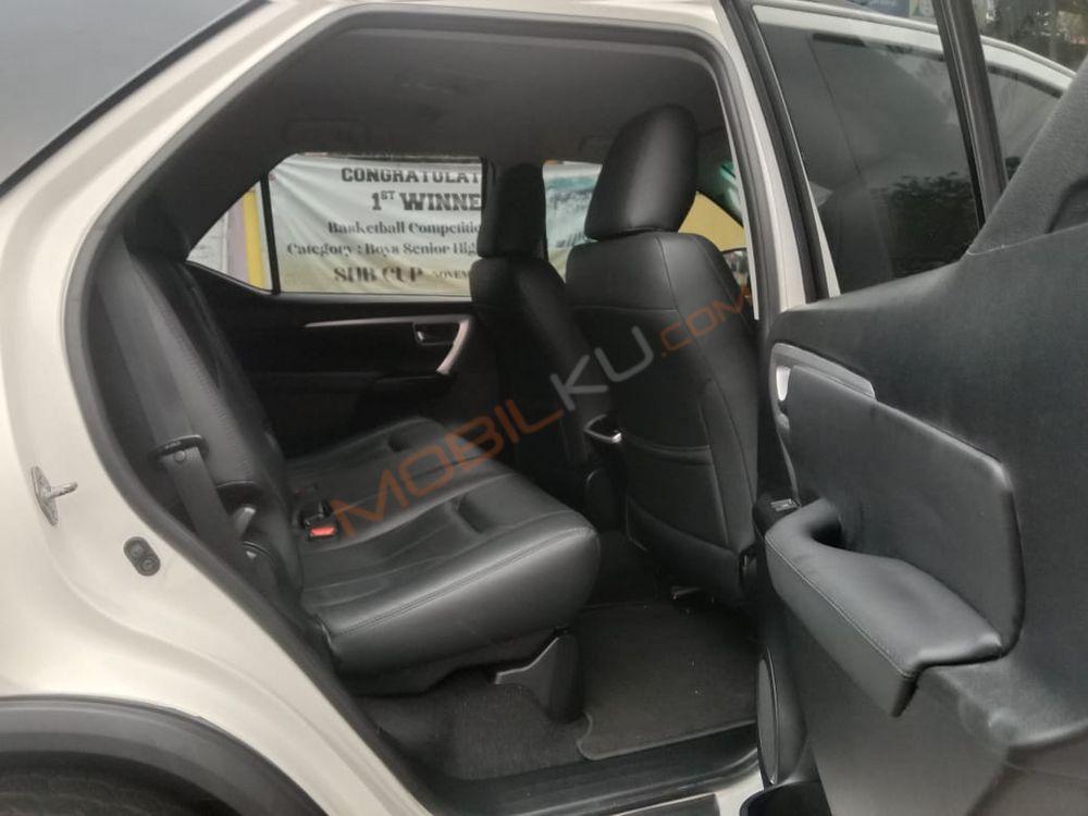 Mobil Toyota Fortuner 2016