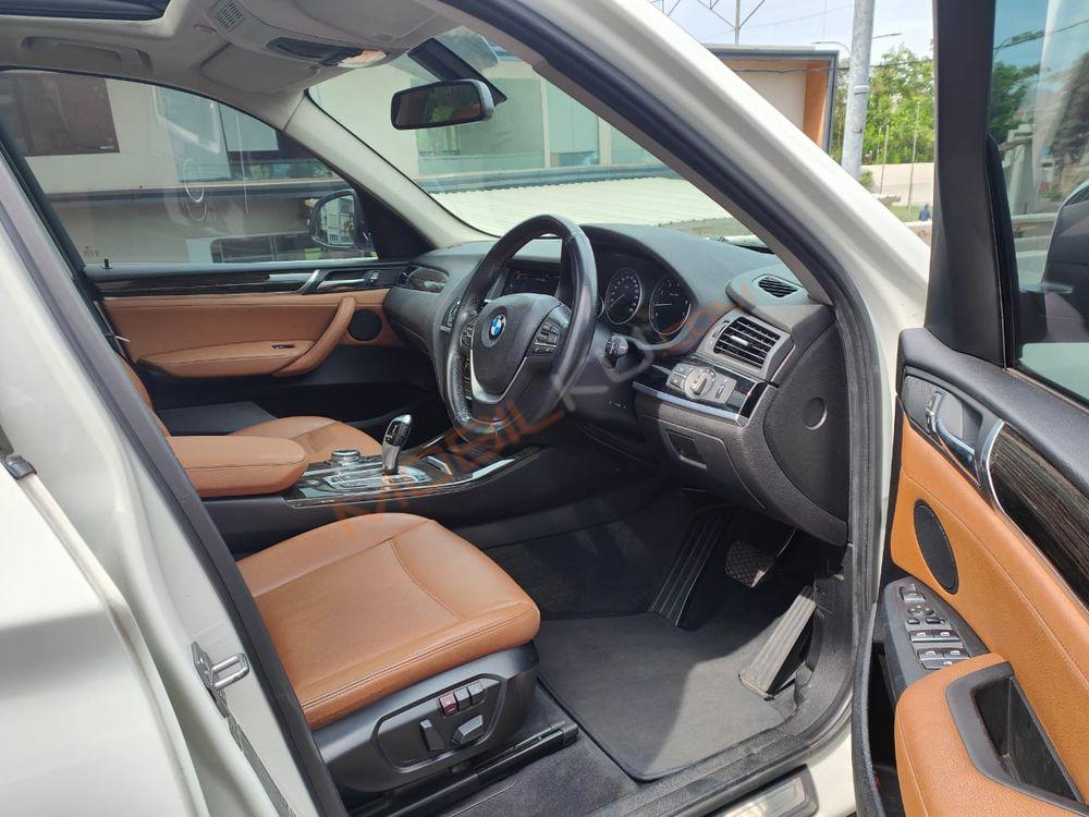 Mobil BMW X3 2015