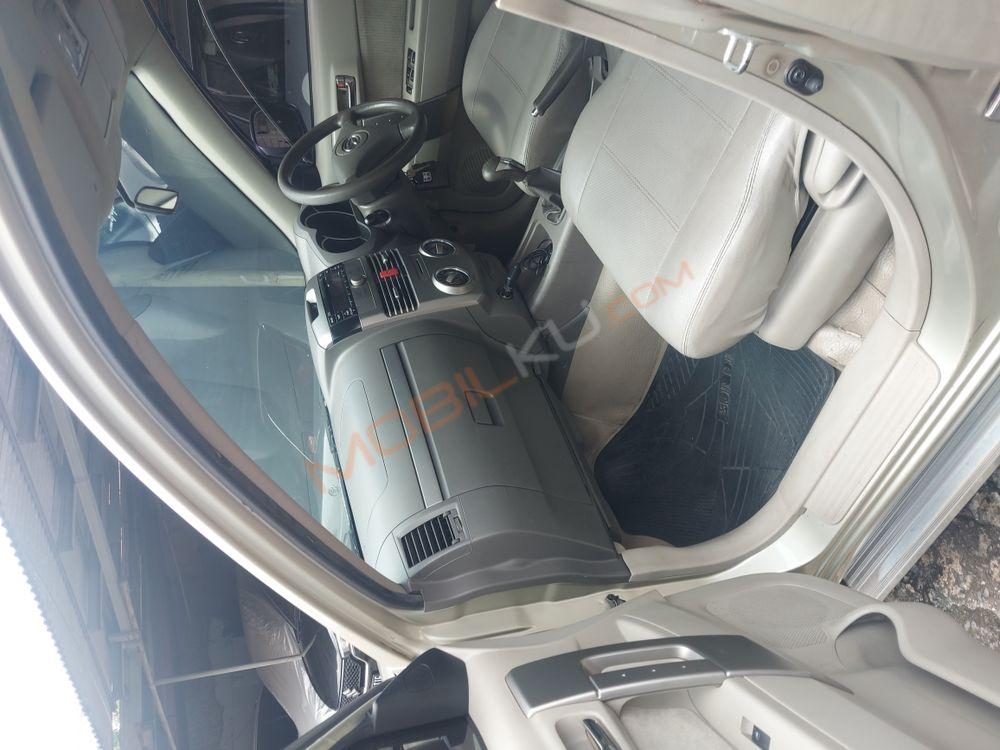 Mobil Daihatsu Terios 2010