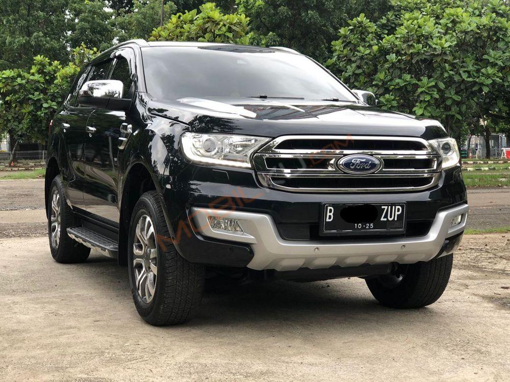 Mobil Ford Everest 2015