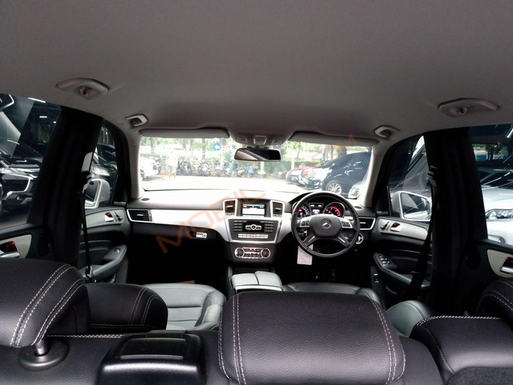 Mobil Mercedes-Benz ML 2014