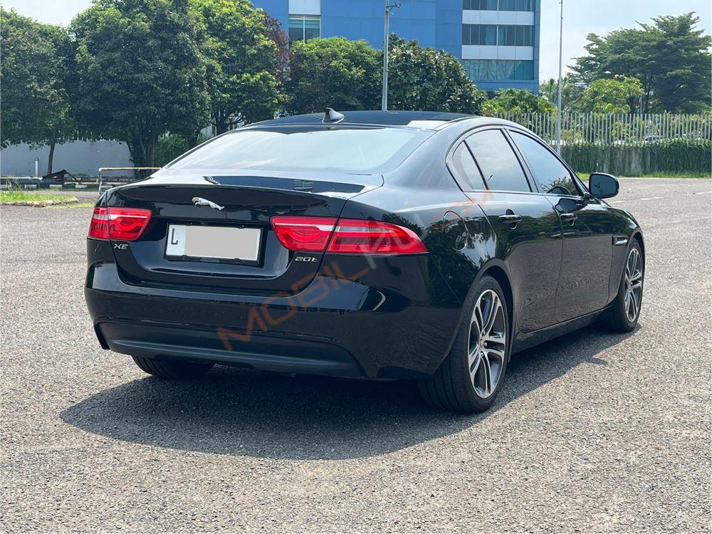 Mobil Jaguar XE 2016