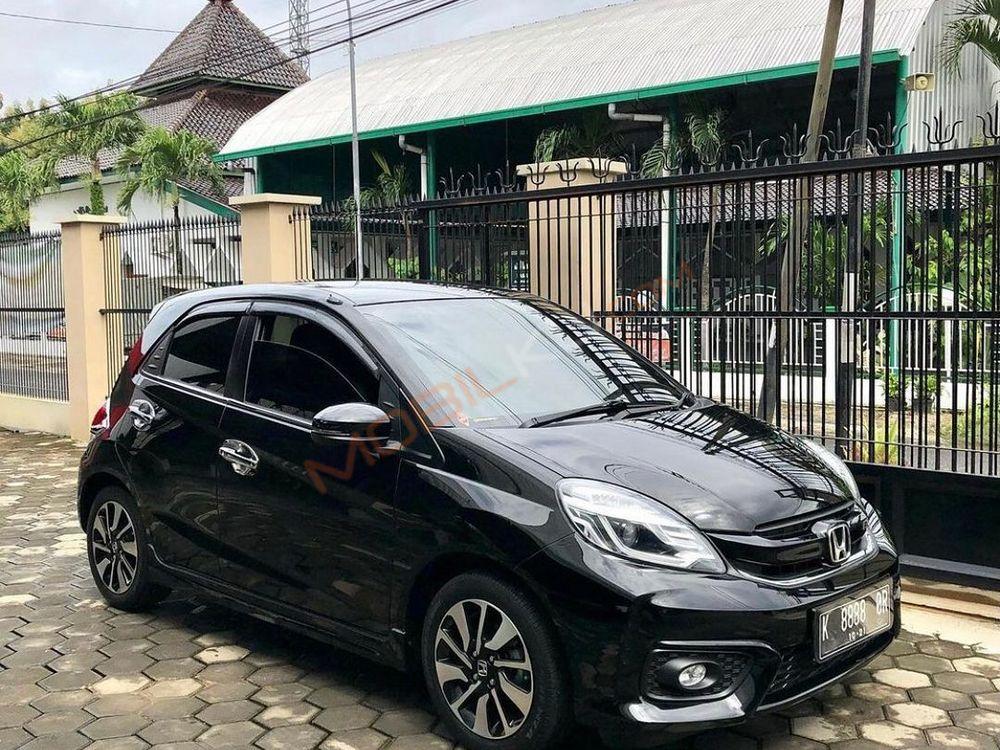 Mobil Honda Brio 2016