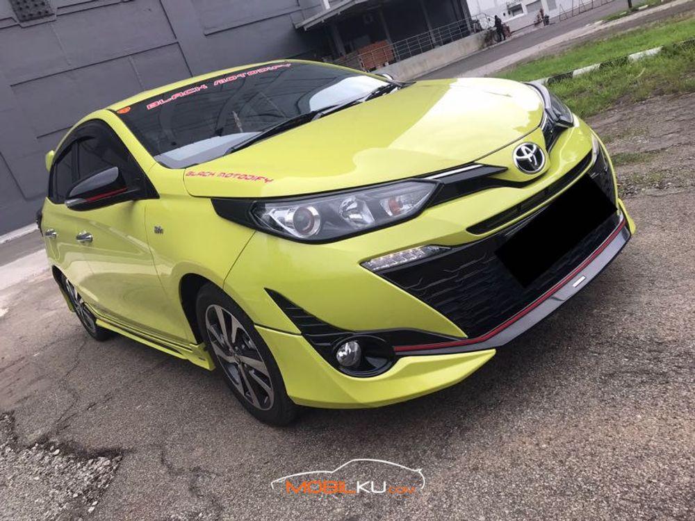 Mobil Toyota Yaris 2019