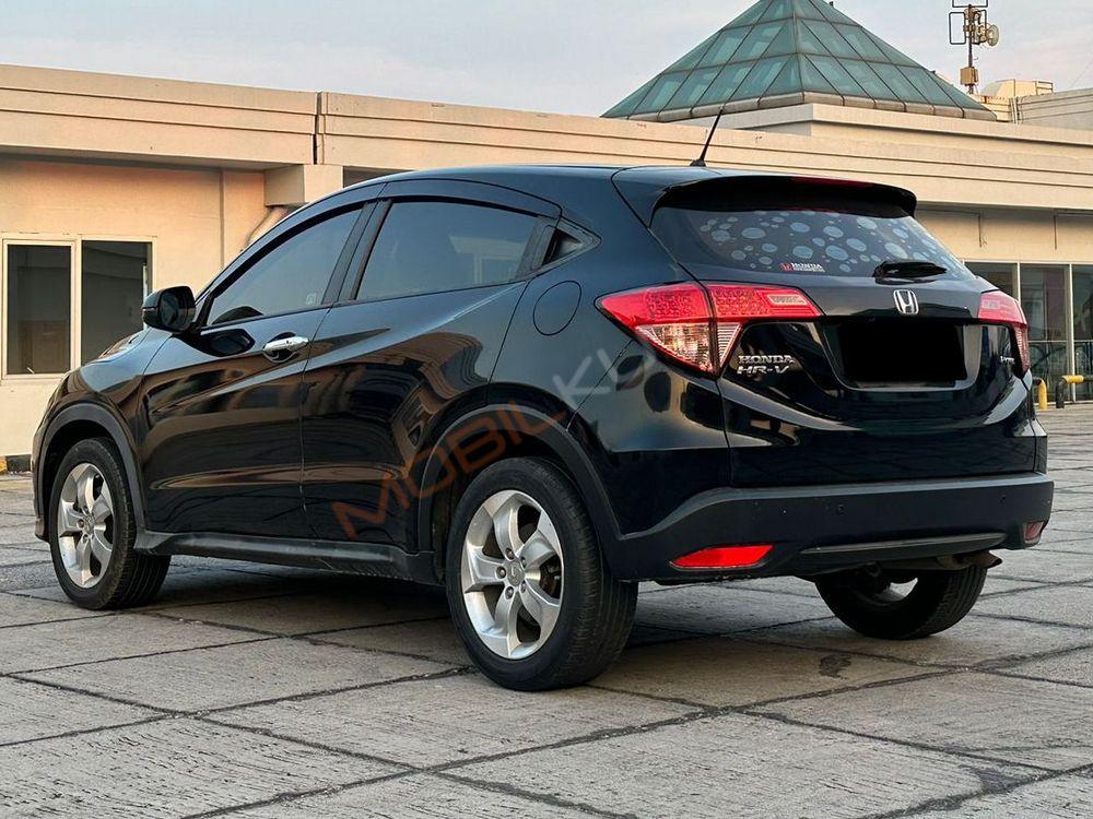 Mobil Honda HR-V 2015
