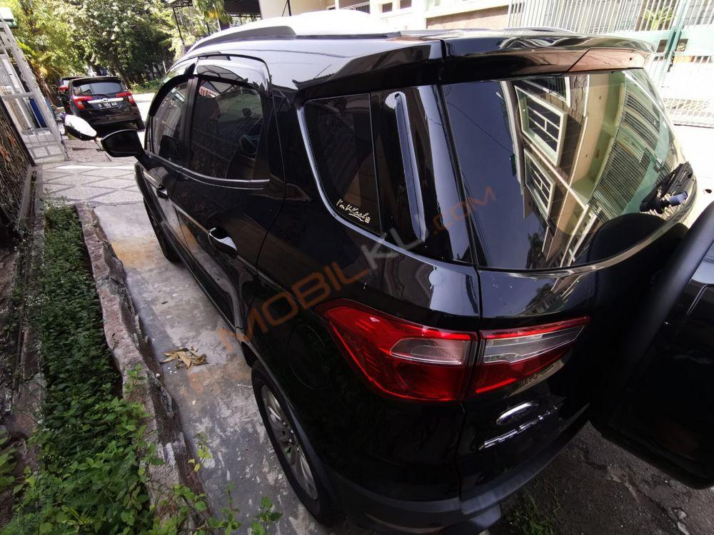 Mobil Ford EcoSport 2014