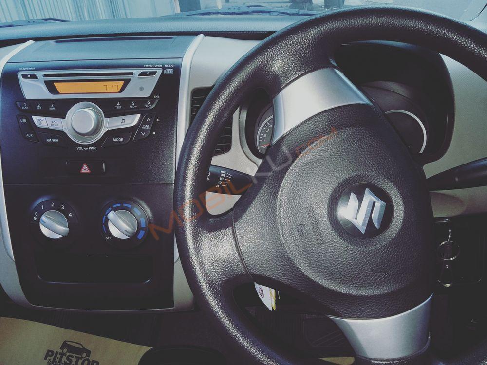 Mobil Suzuki Karimun Wagon R 2019