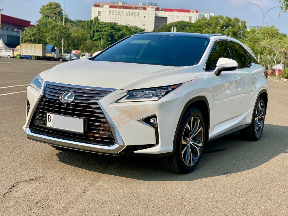 Mobil Lexus RX 2018