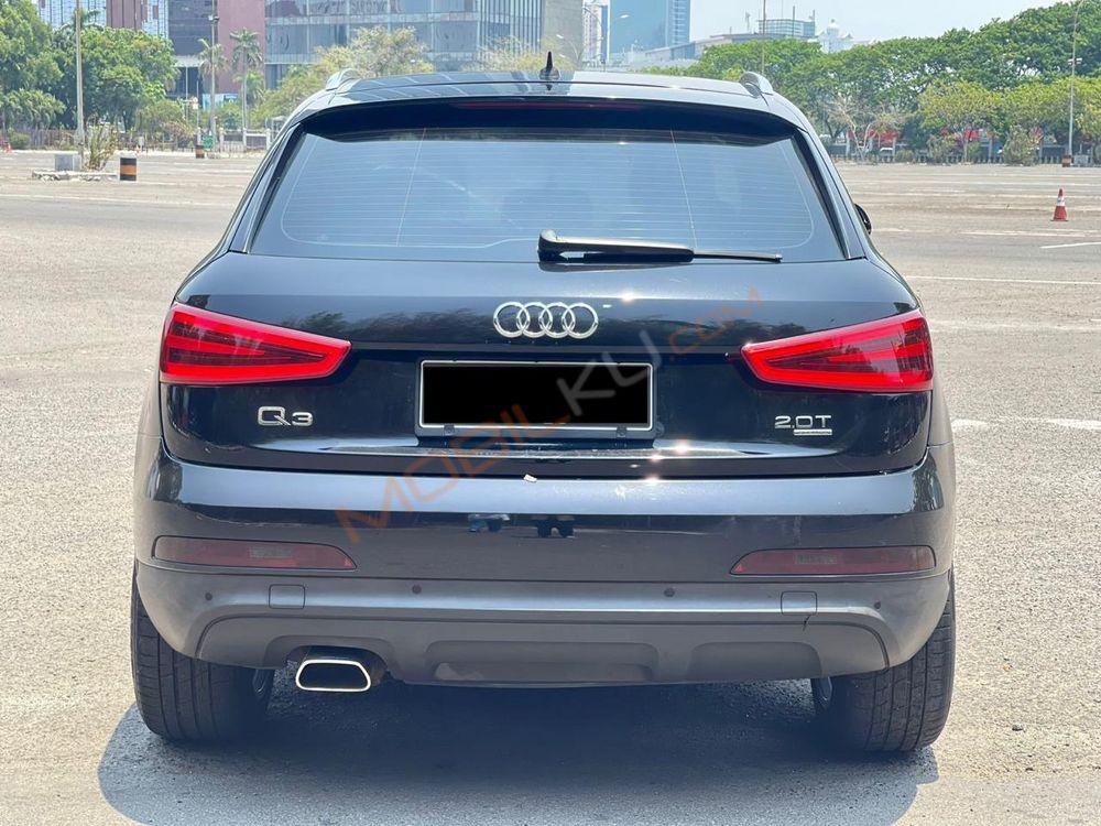 Mobil Audi Q3 2014