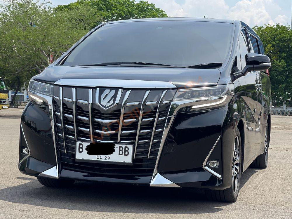 Mobil Toyota Alphard 2020