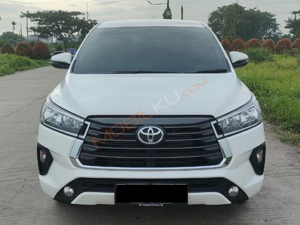 Mobil Toyota Kijang Innova 2021