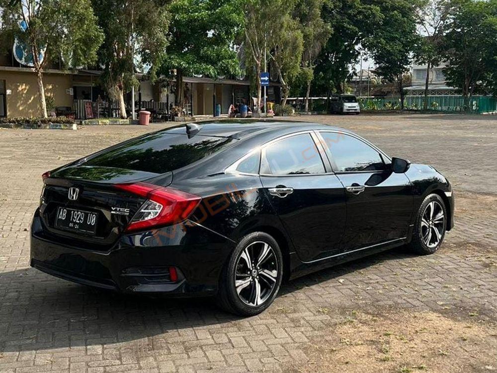 Mobil Honda Civic Sedan 2018
