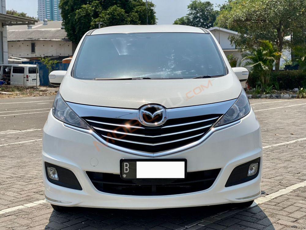 Mobil Mazda Biante 2014